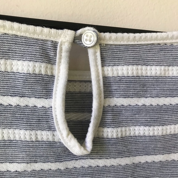 DONATING 8/1! | Anthropologie | striped top - Picture 4 of 6